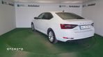 Skoda Superb 2.0 TSI Ambition DSG - 8