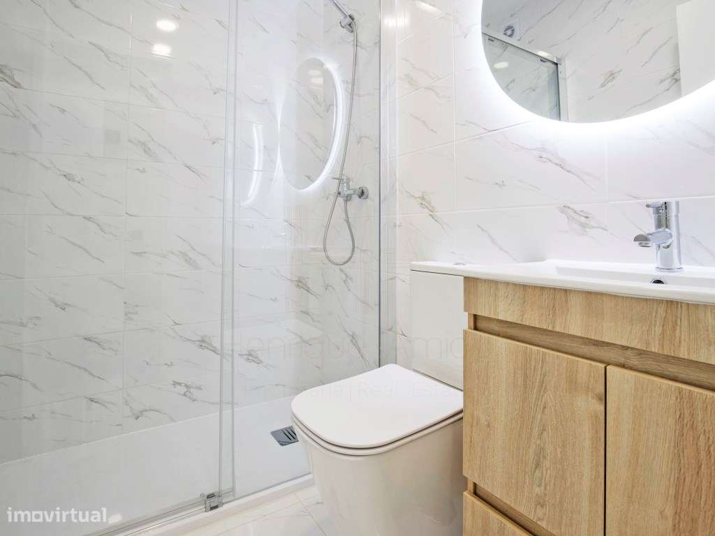 Excelente Apartamento T2 no centro de Santana-15