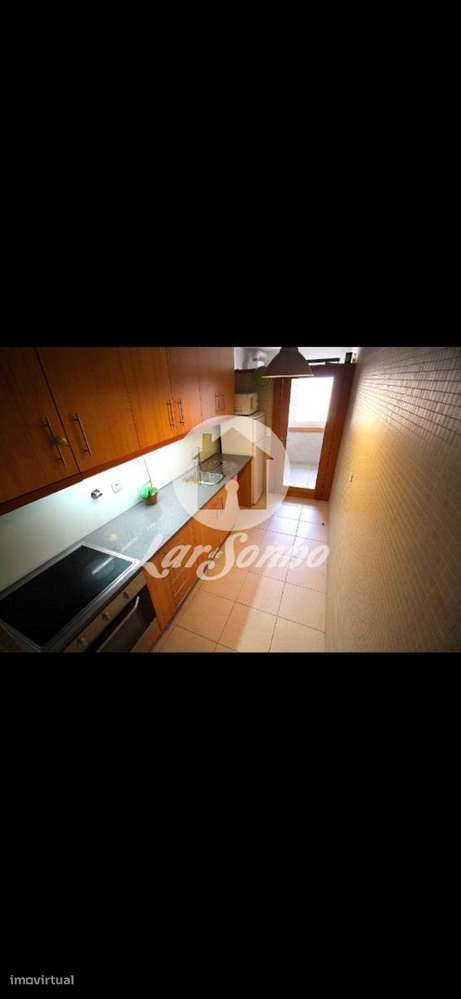 Apartamento T2 numa zona privilegiada em Leça da Palmeira - Grande imagem: 4/17