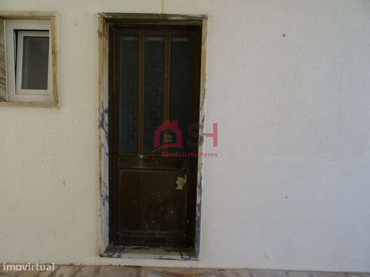 *Prédio com 2 Apartamentos + Loja + Arrecadação – Santa Cruz*-10