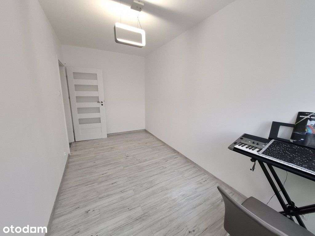 Bardzo ładne 3 pokoje z balkonem Os. Zawadzkiego-17