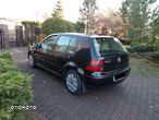 Volkswagen Golf - 2