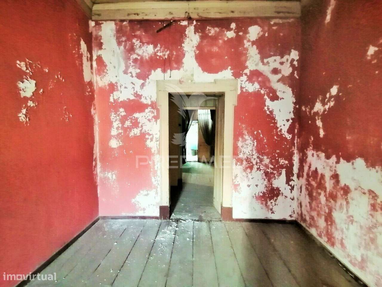 PRÉDIO CENTENÁRIO NA BAIXA DA CIDADE DE FARO - Grande imagem: 4/19