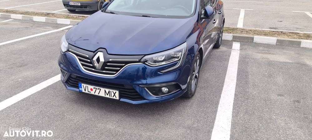 Renault Megane ENERGY dCi 110 Start & Stop Paris - 3