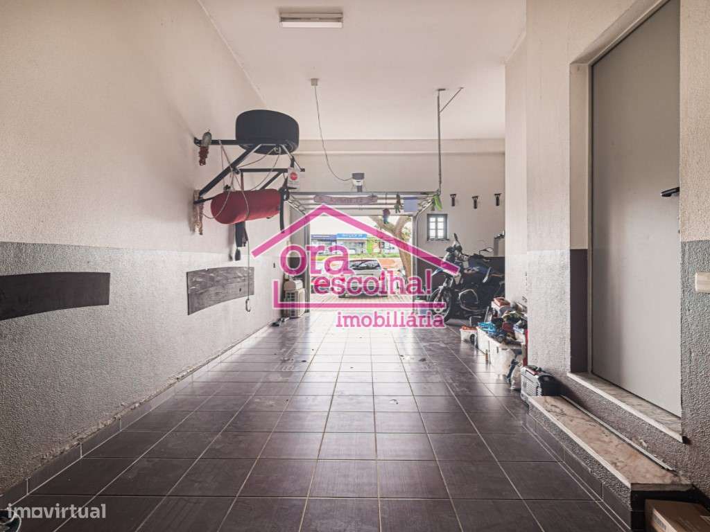 T2 de recente com 80 m2, Garagem 40 m2 e arrecadação no Casal do Ma...-11
