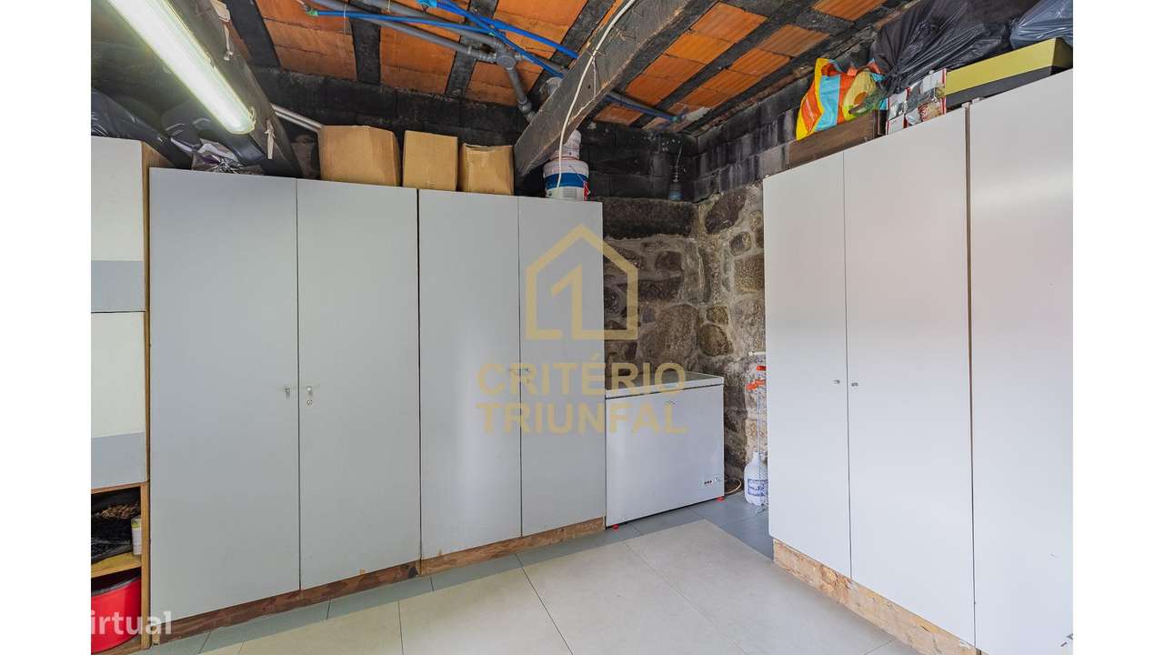 Moradia Isolada T4 em Nespereira-33