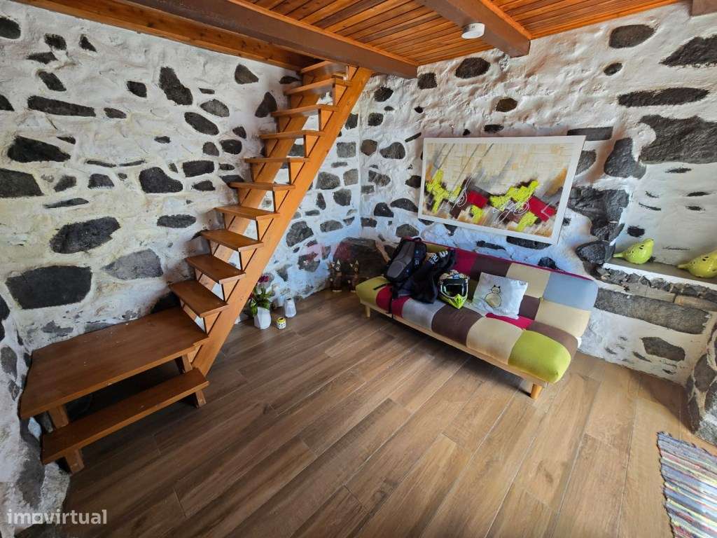 Moradia Isolada T2 -Rocha da Relva-21