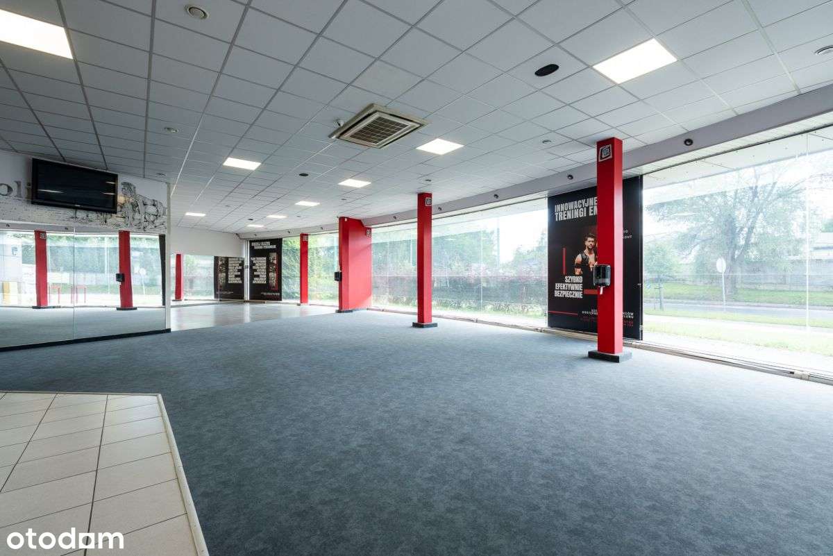 Budynek handlowo usługowy z dużą witryną - Pełny obrazek: 4/9