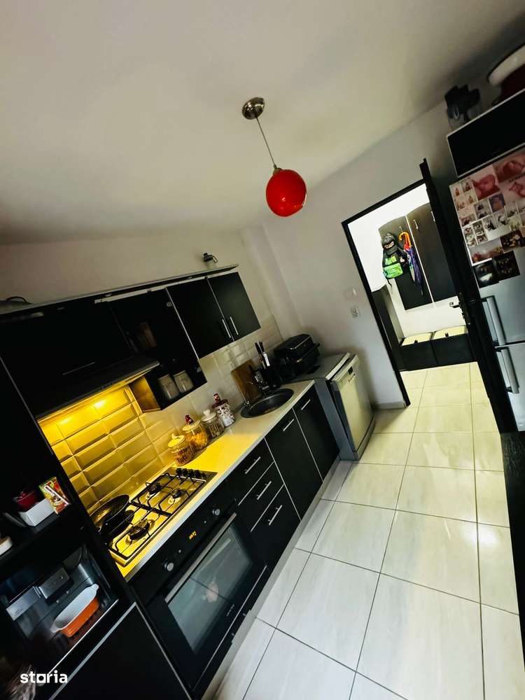 De vanzare 2 camere si balcon, complet mobilat și utilat, 46.000 euro - Imagine principală: 4/9