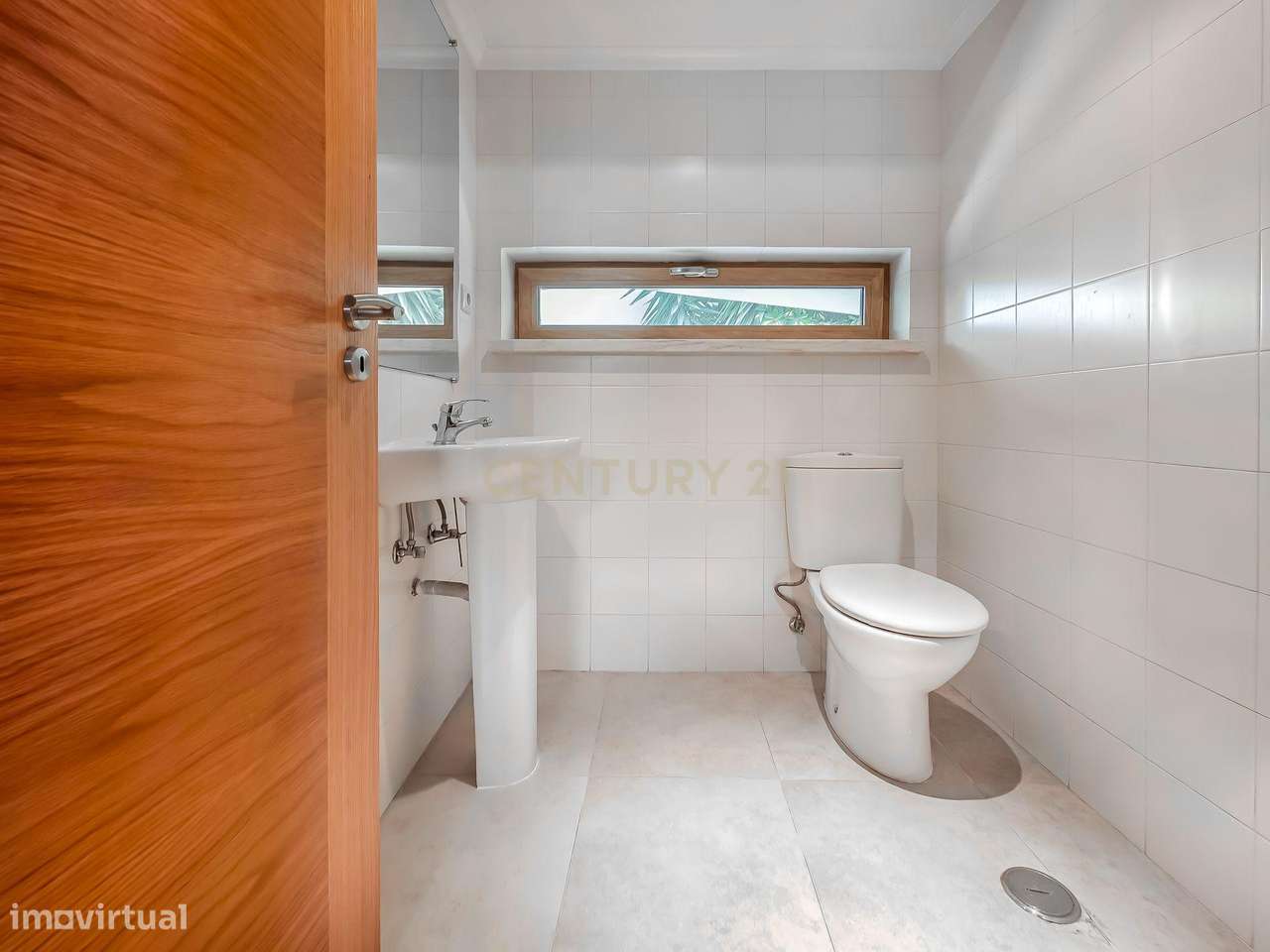 Moradia T5+1 com Piscina Privada a 8 Minutos a Pé do King's College |-42