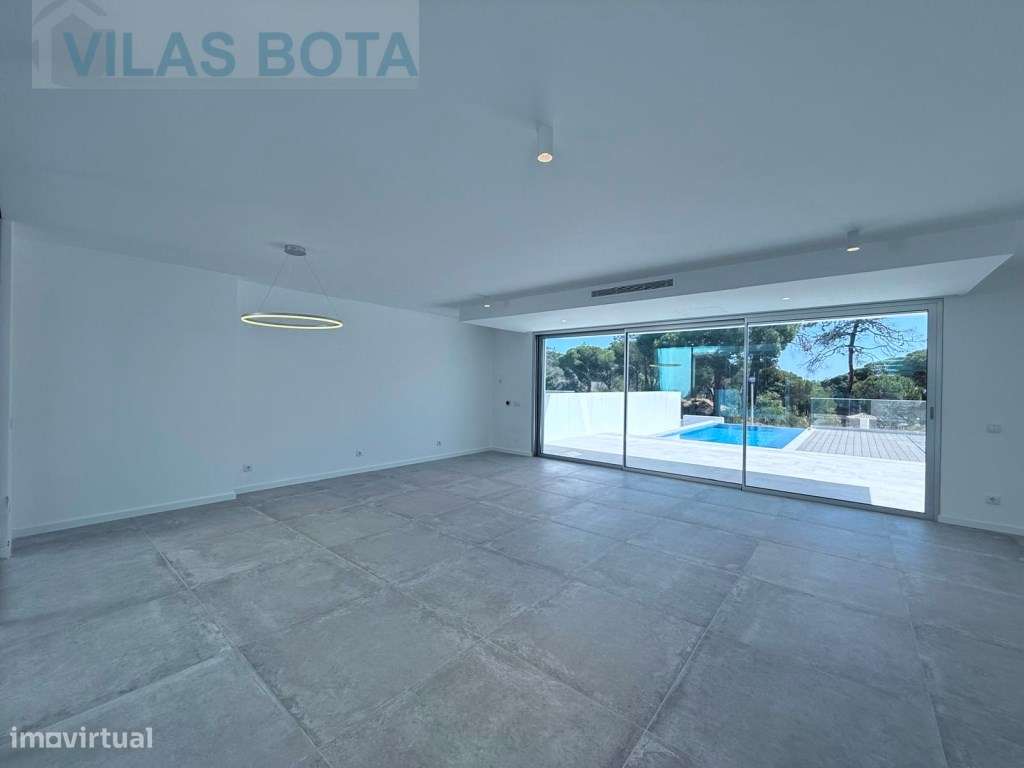 Moradia Luxuosa Moderna no Triângulo Dourado-11