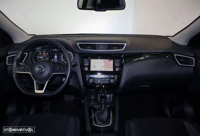 Nissan Qashqai 1.5 dCi N-Connecta DCT - 8