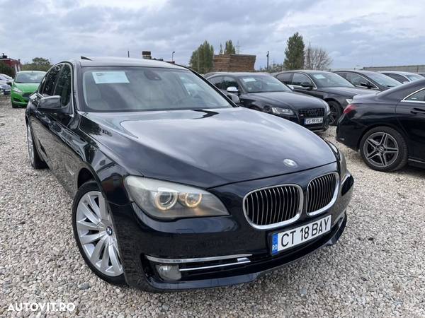 BMW Seria 7 730d - 37