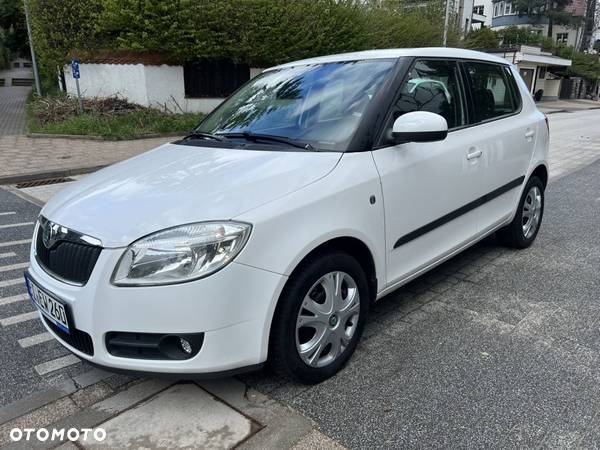 Skoda Fabia 1.2 HTP Ambition - 2