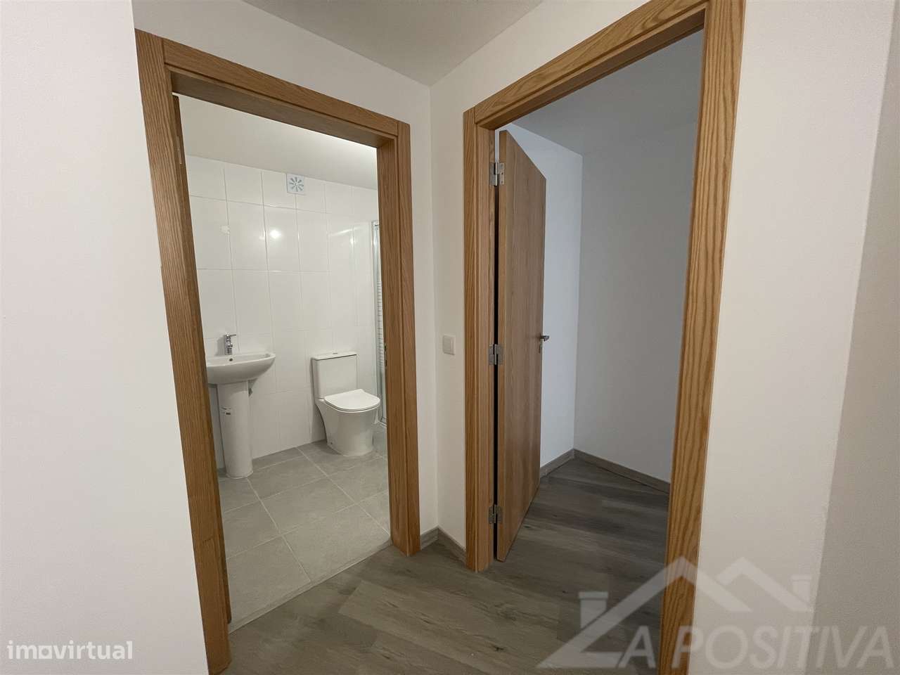 Apartamento T1+1 Venda em São João da Madeira,São João da Madeira-13