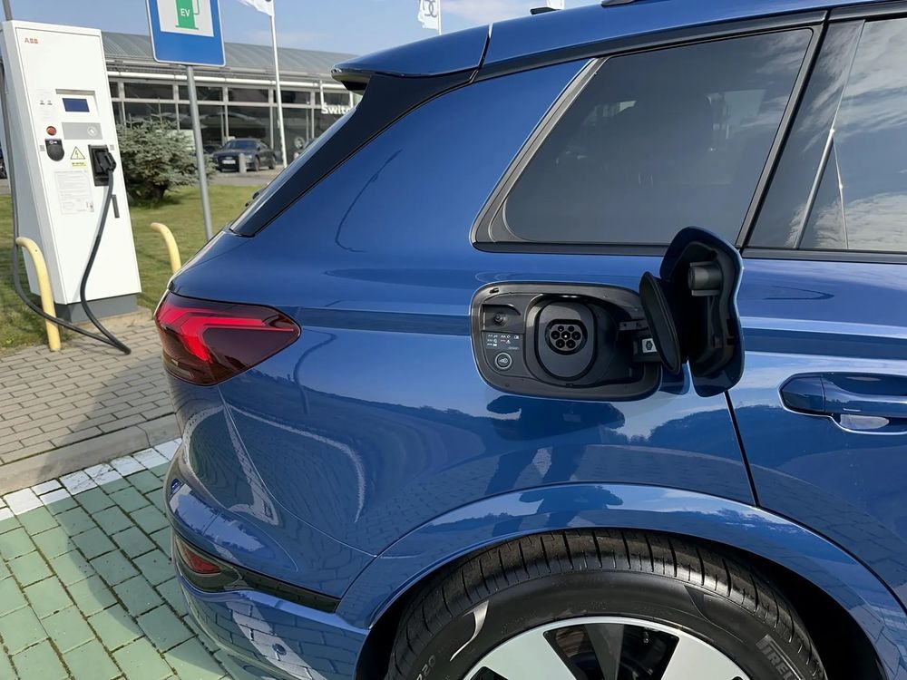 Etron Quattro 387KM Demo Lubin