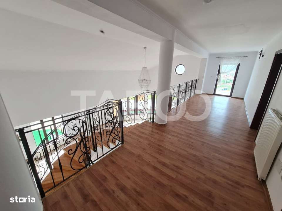 EXCLUSIVITATE Casa cu 5 camere de vanzare in Sebes zona rezidentiala - Imagine principală: 5/19