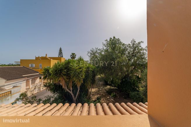 Moradia Isolada T3 com Jardim e Garagem em Bernardinheiro, Tavira-21
