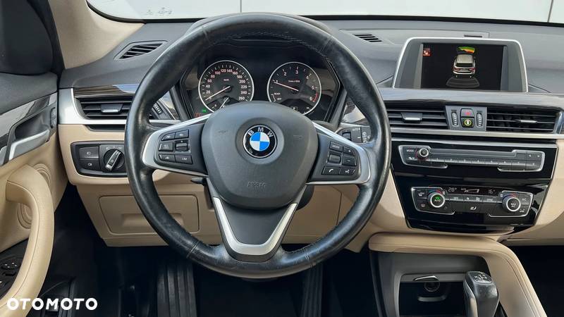 BMW X1 xDrive20d Sport Line - 10