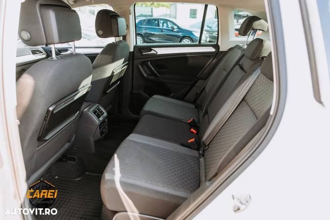 Volkswagen Tiguan 2.0 TDI SCR Comfortline - 8