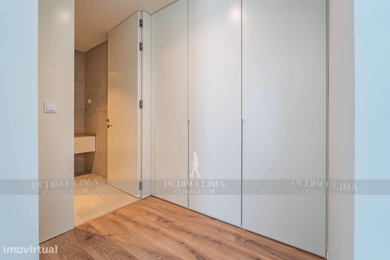 T2 NOVO com 241m2 com Terraços e 2 lugares de Garagem-18