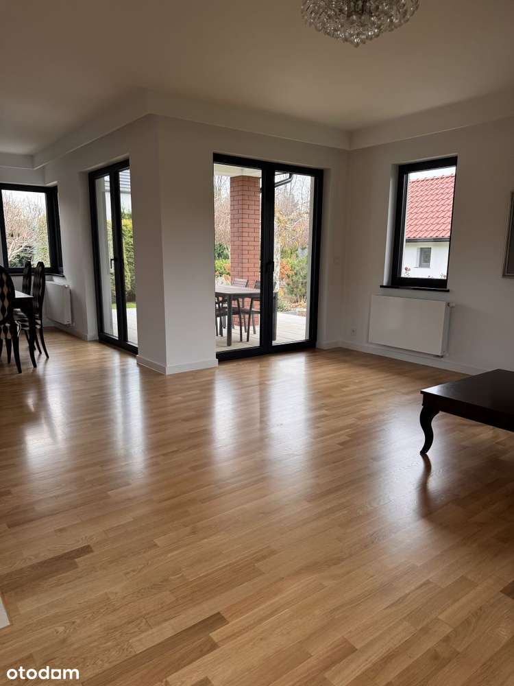 Luksusowy z garażem, budynkiem - Pełny obrazek: 5/19