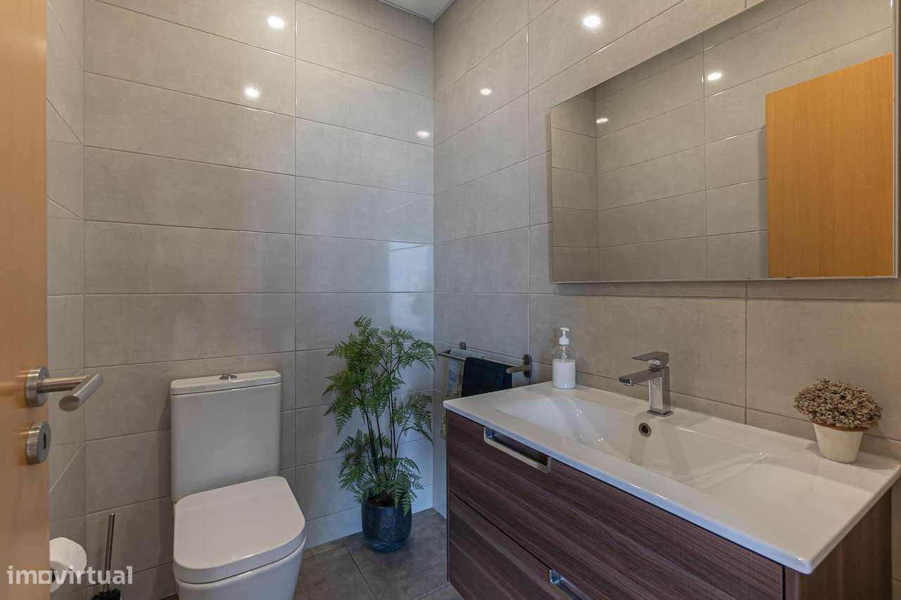 Moradia T3 em Lousada | Terraço e Garagem-22