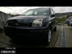 Traseira/Frente/Interior Ford Fusion 2004 - 2