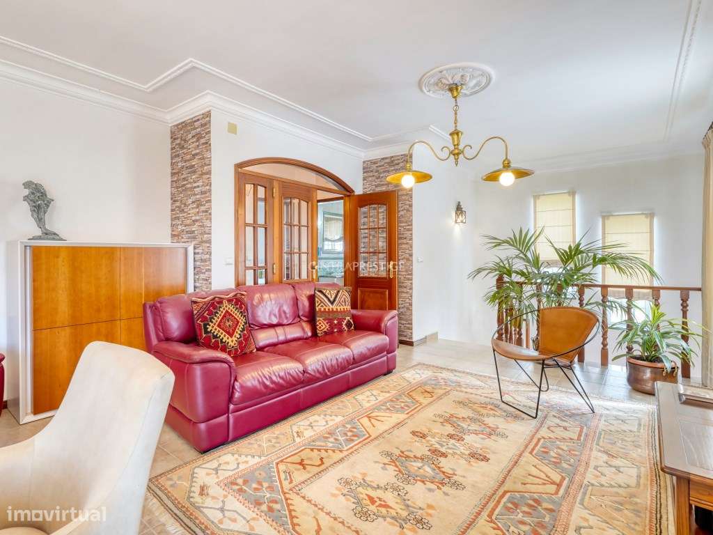 Moradia T4 Bi Familiar no Algueirão-Sacotes | Lote 620 m² | Oportun...-10