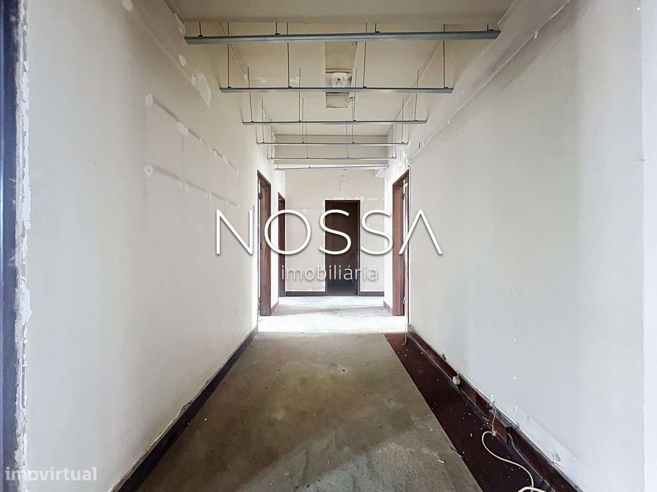 Escritório | 195m2 | Av. República-23