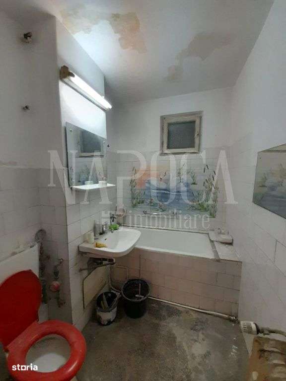 Apartament 3 camere de vanzare in Decebal-Dacia Oradea, Oradea - Imagine principală: 3/4