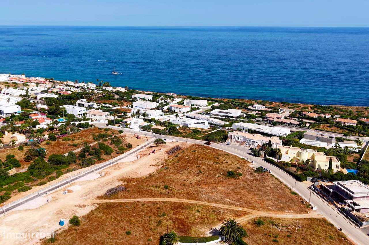 Lote de Sonho na Reserva da Luz-12