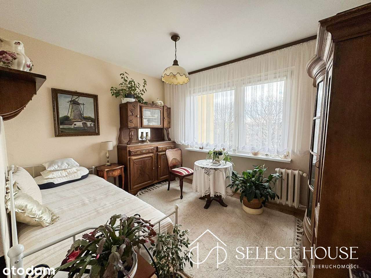 Przestronne mieszkanie 3 pokoje Osiedle Młodych-12