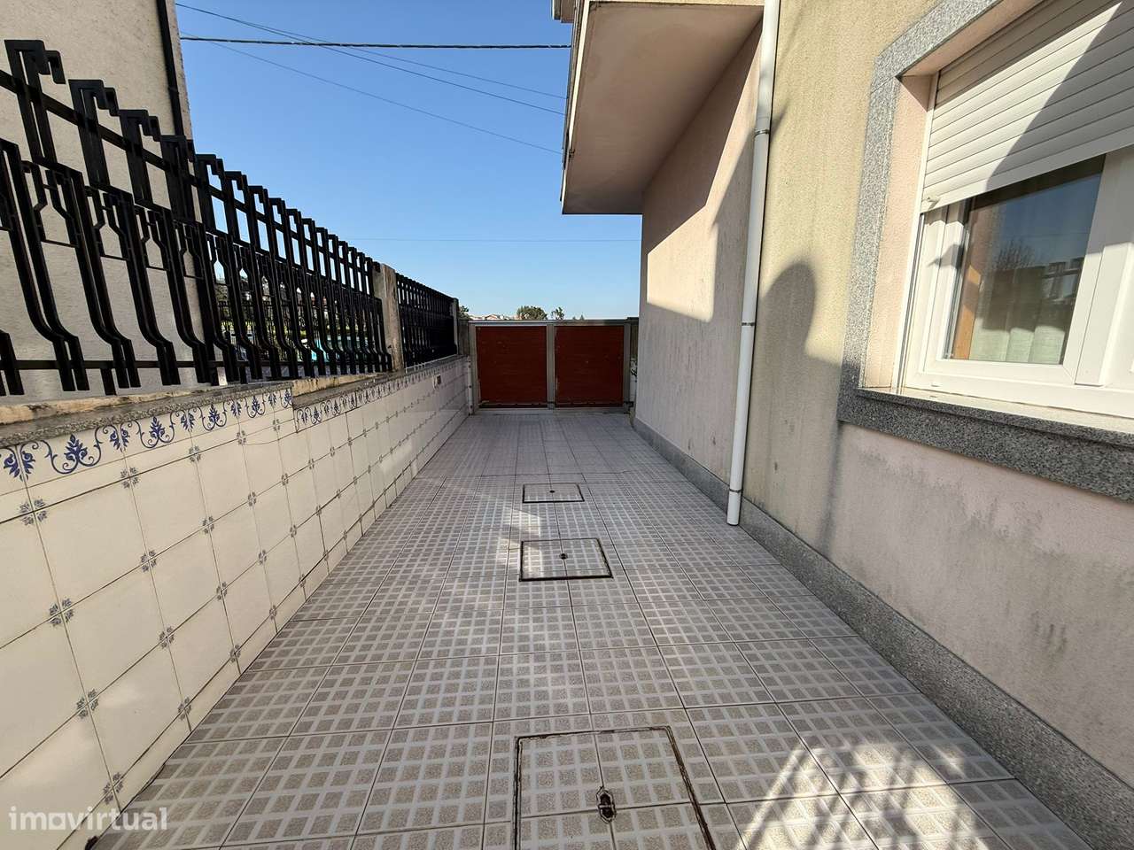 Moradia T3 | Terraço | Box 4 Carros | Varanda | Jovim | Exclusivo-48