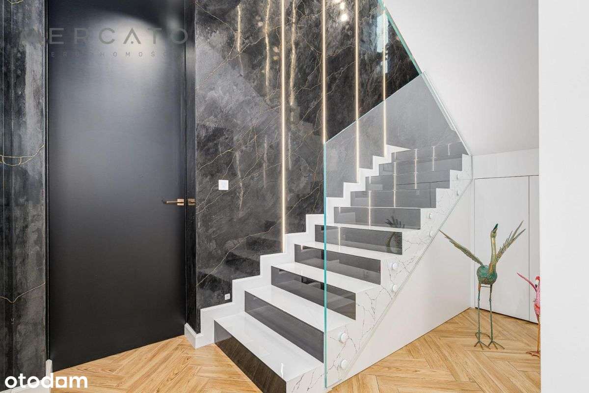 Luksusowa rezydencja, Chrzęsne gm. Tłuszcz.-9