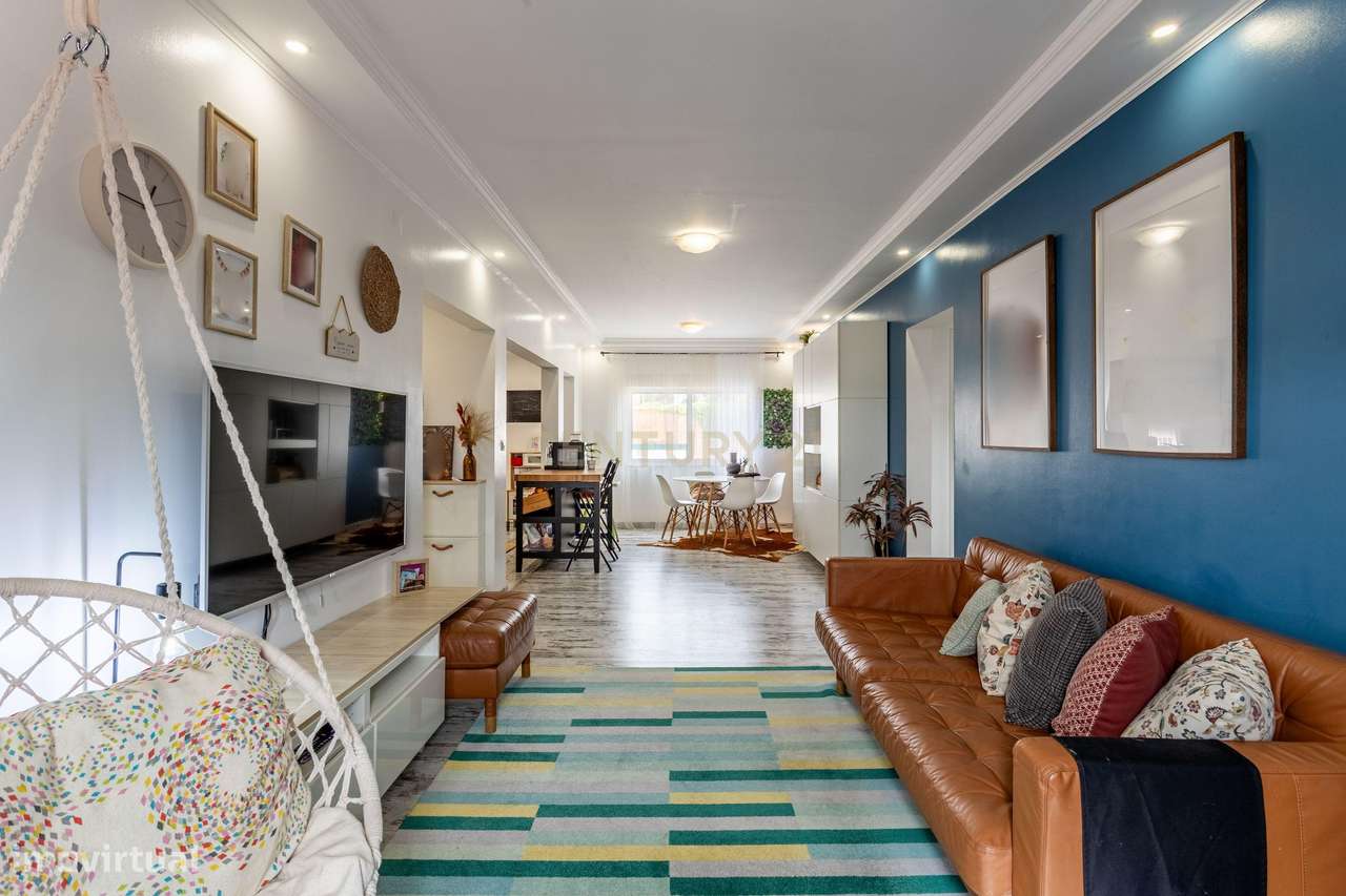 Apartamento T4 em Vialonga-9