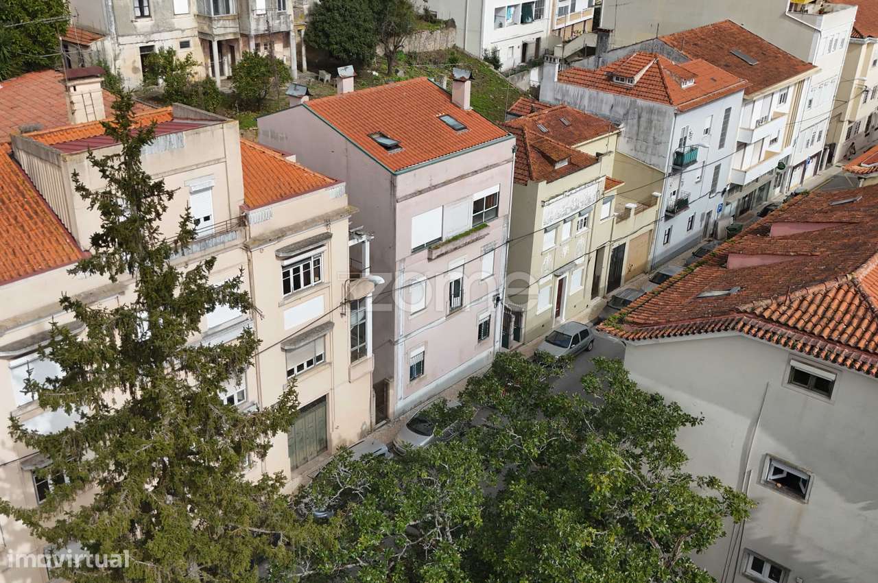 Prédio composto por dois apartamentos | Guerra Junqueiro | Coimbra-59