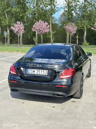 Mercedes-Benz Klasa E 200 9G-TRONIC - 7