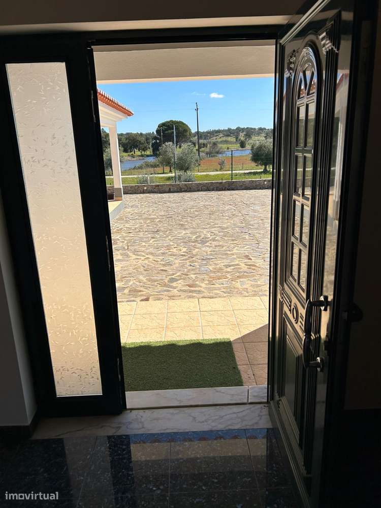 Moradia T5 Piscina Barragem Montargil-40