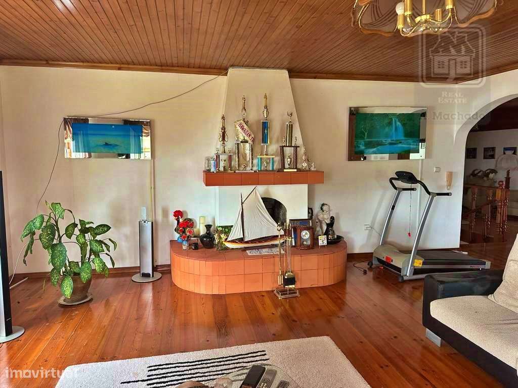 VENDA de MORADIA - VIVENDA T5 com vista mar - São João, Lajes do Pi...-17