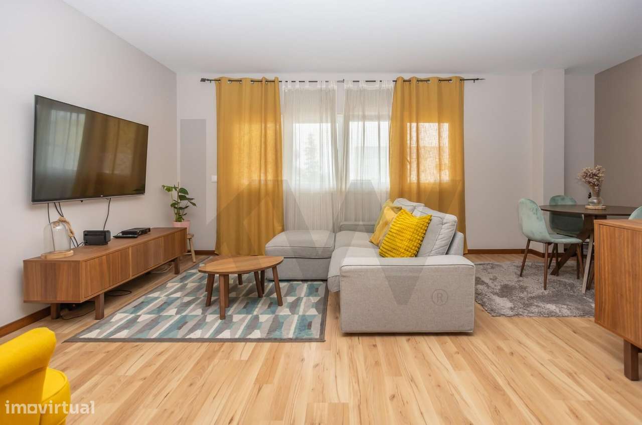 Apartamento T3 com garagem em zona tranquila do Montijo, perto de esco - Grande imagem: 3/39