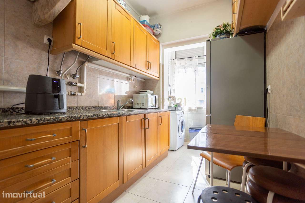 Apartamento T2 em Odivelas - Oportunidade Única!-11