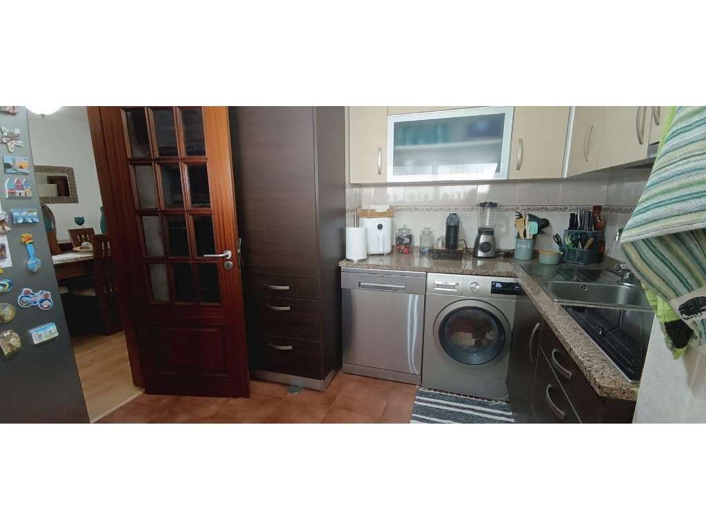 Apartamento T2 Costa Caparica - Totalmente Renovado-28