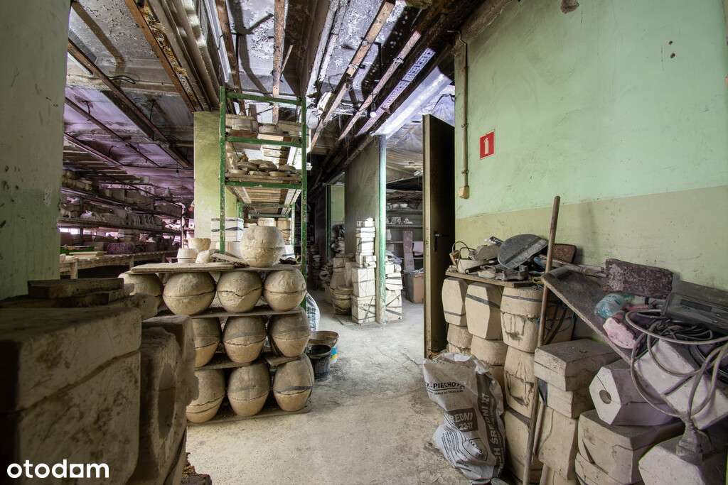 Na sprzedaż budynek usługowo- produkcyjny.-11