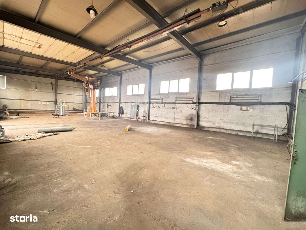 Spatiu Comercial, 1 400 m², -14