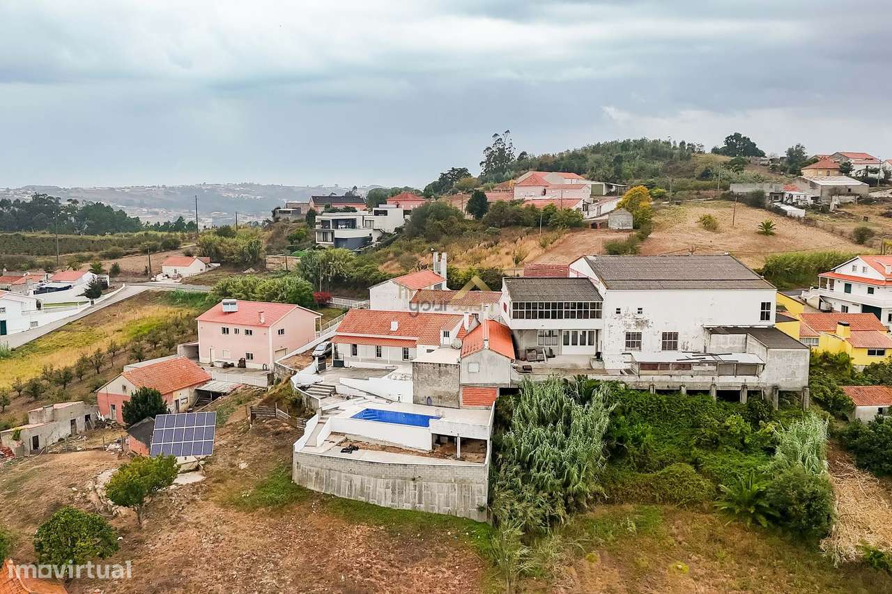 Moradia para Renovar | Ideal para Projeto Personalizado ou Investiment-40