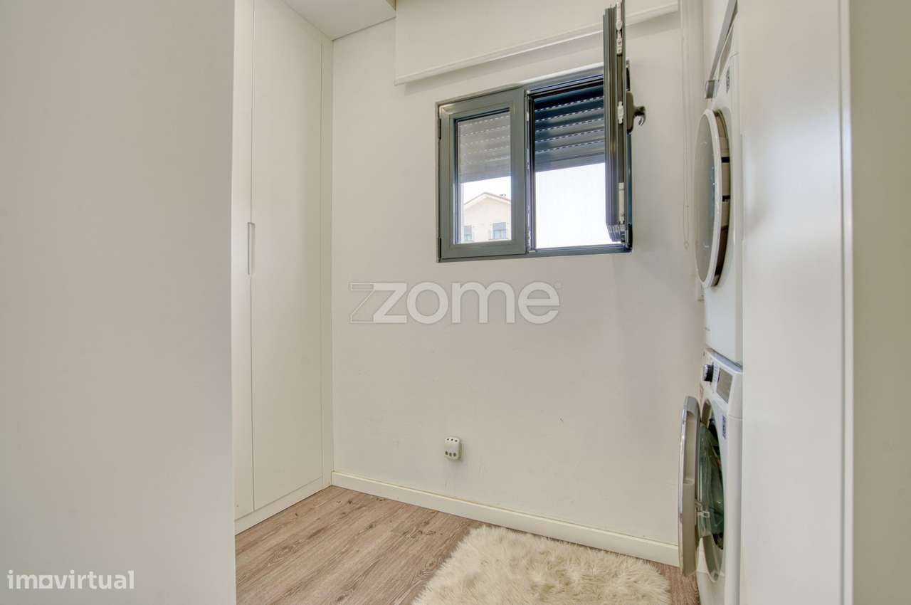 Moradia T4 com Jardim na Ramada-27