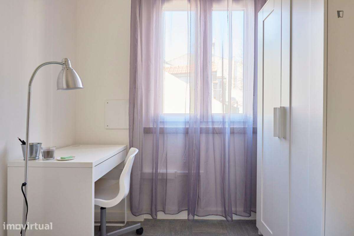 Quarto - localizado em Picoas Lisbon - Grande imagem: 4/18