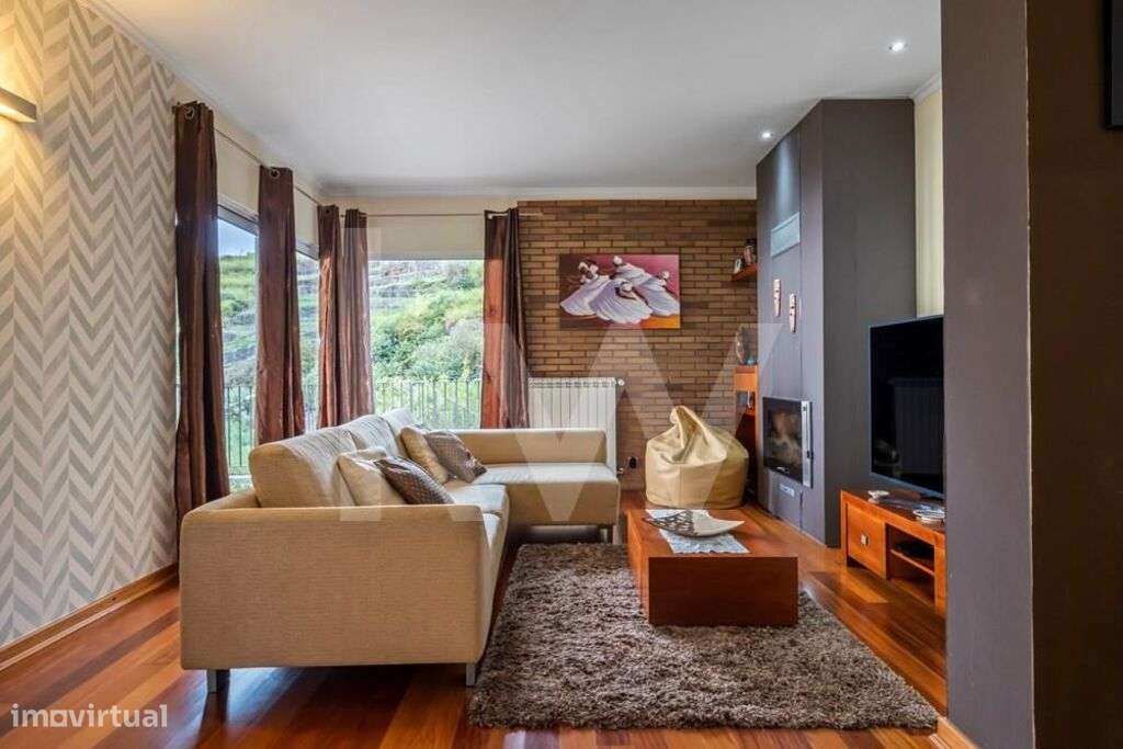 Moradia Unifamiliar | Tipologia T3 + Escritório| Vista Mar |Calheta | - Grande imagem: 3/54