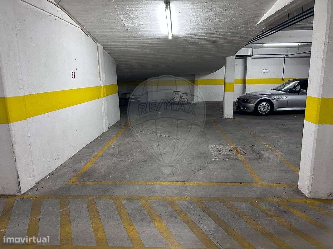 Garagem  para arrendamento - Grande imagem: 2/4